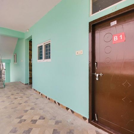 Hotel O R.J.International Pedda Ambarpet Bagian luar foto