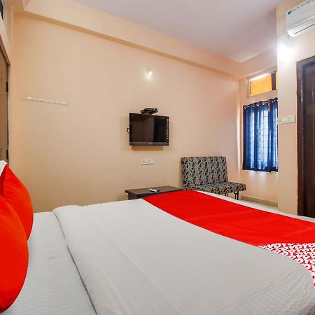 Hotel O R.J.International Pedda Ambarpet Bagian luar foto