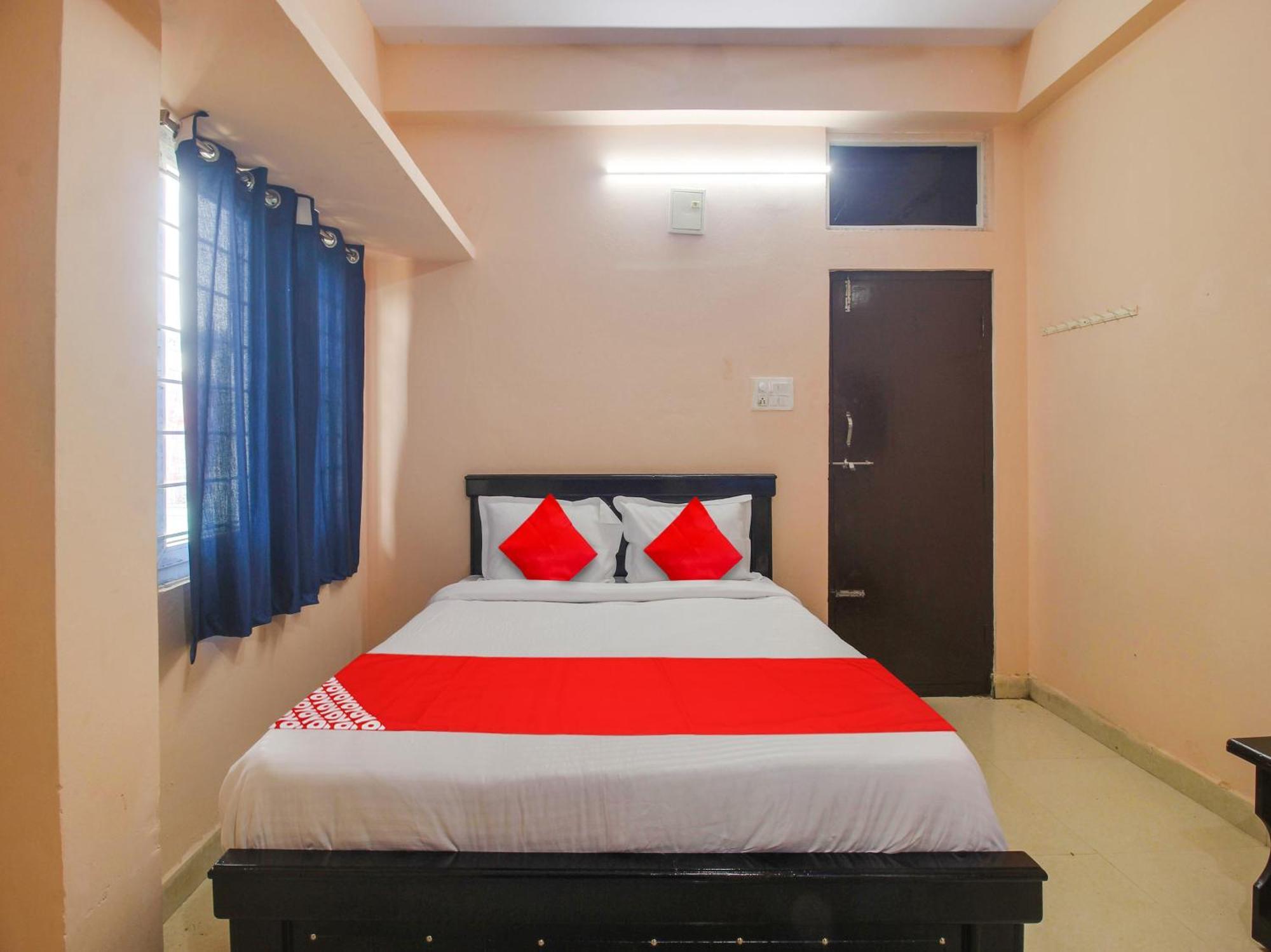 Hotel O R.J.International Pedda Ambarpet Bagian luar foto